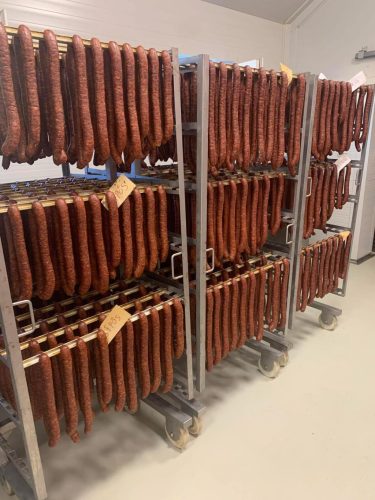 Hausgemachte, scharf geräucherte Paprikawurst – 1 Paar (550-650g)